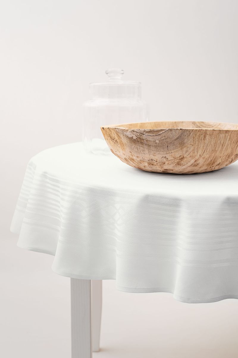 Rahmendesign #2M von Lysel - Runde Damasttischdecke