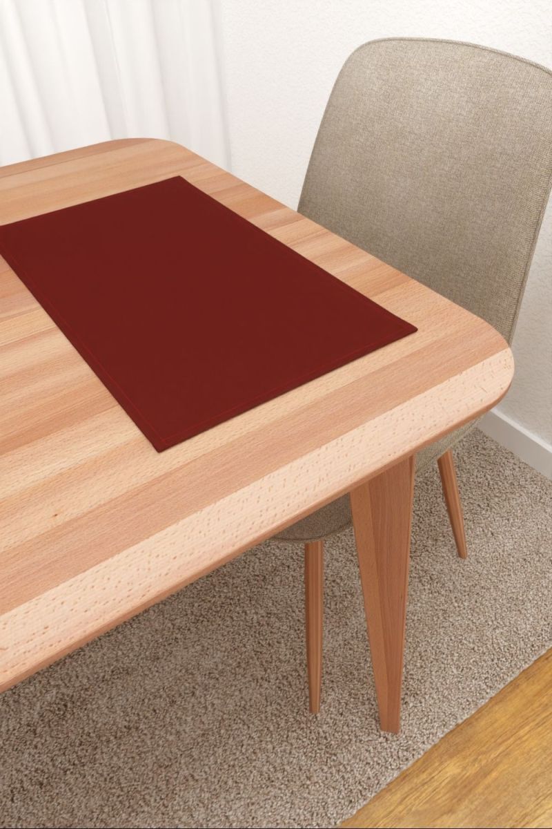 Platzdeckchen in Rot