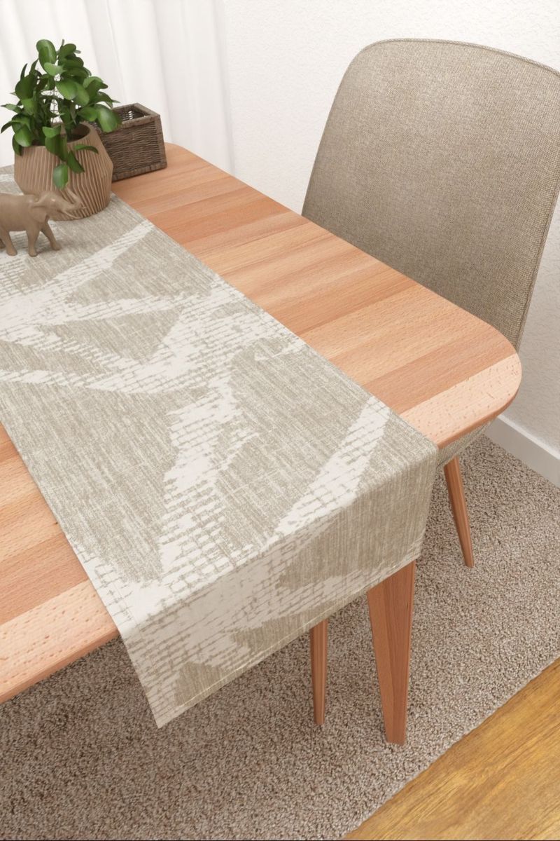 Tischlufer in Beige