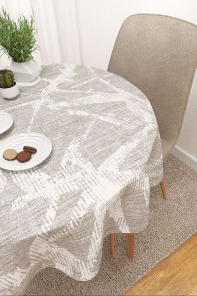 Mirinda #3J von Lysel - Tischdecke rund in Graubeige