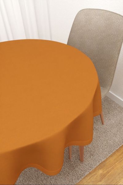 Scuro #3J von Lysel - Tischdecke rund in apricot
